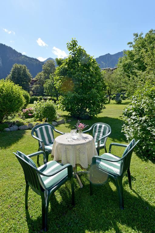 Gaestehaus Ahornblick Mayrhofen Exterior foto